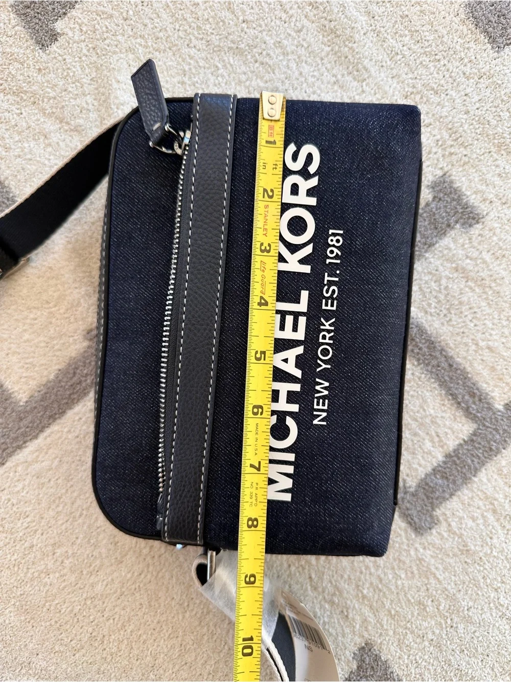 Michael Kors compact michael
